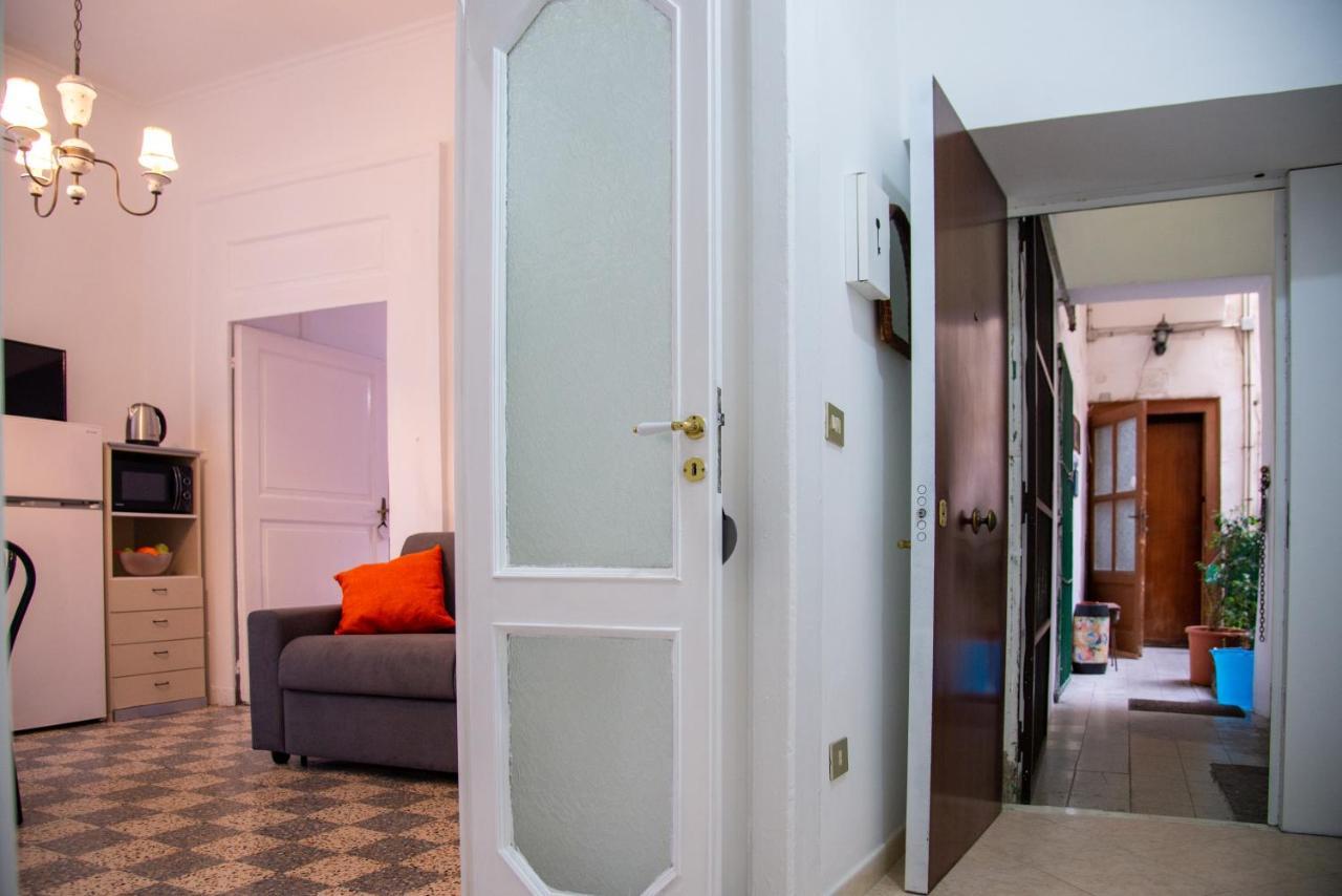Appartement Domus Anticaglia By Domusextra à Naples Extérieur photo