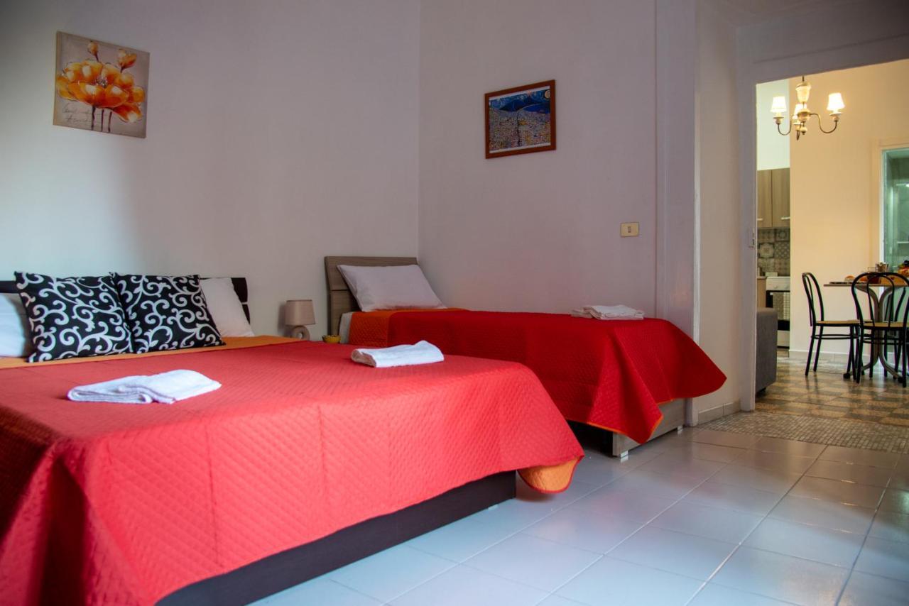 Appartement Domus Anticaglia By Domusextra à Naples Extérieur photo