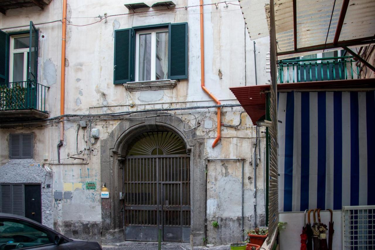Appartement Domus Anticaglia By Domusextra à Naples Extérieur photo