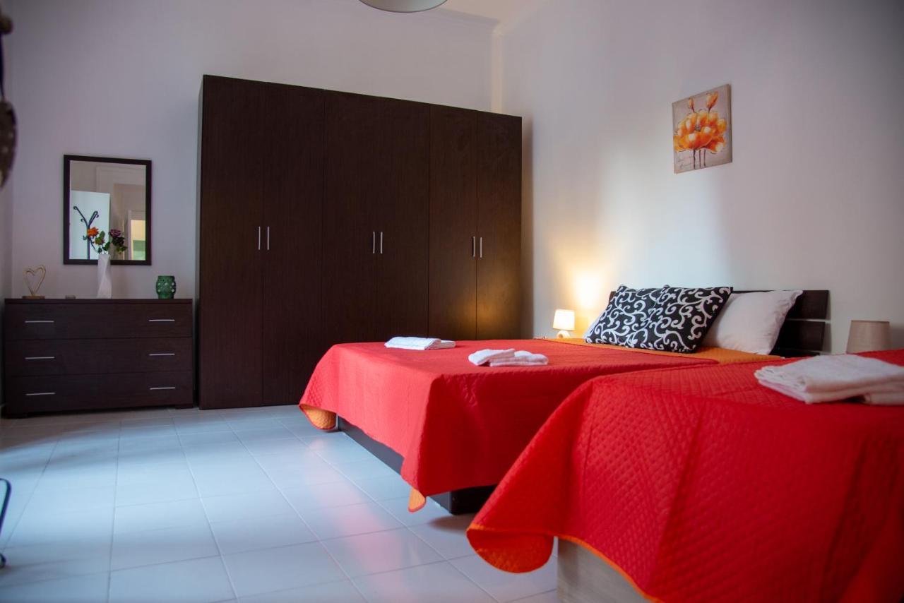 Appartement Domus Anticaglia By Domusextra à Naples Extérieur photo